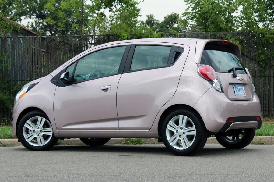  Chevrolet Spark 2013 года  (фото 33 из 204)